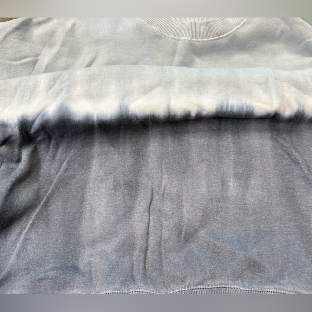 Time and Tru Light Gray Sweatshirt